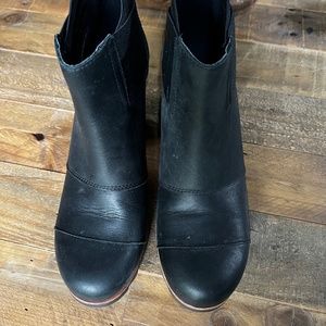 SOREL Womens Addington Chelsea Black/Kettle 8.5